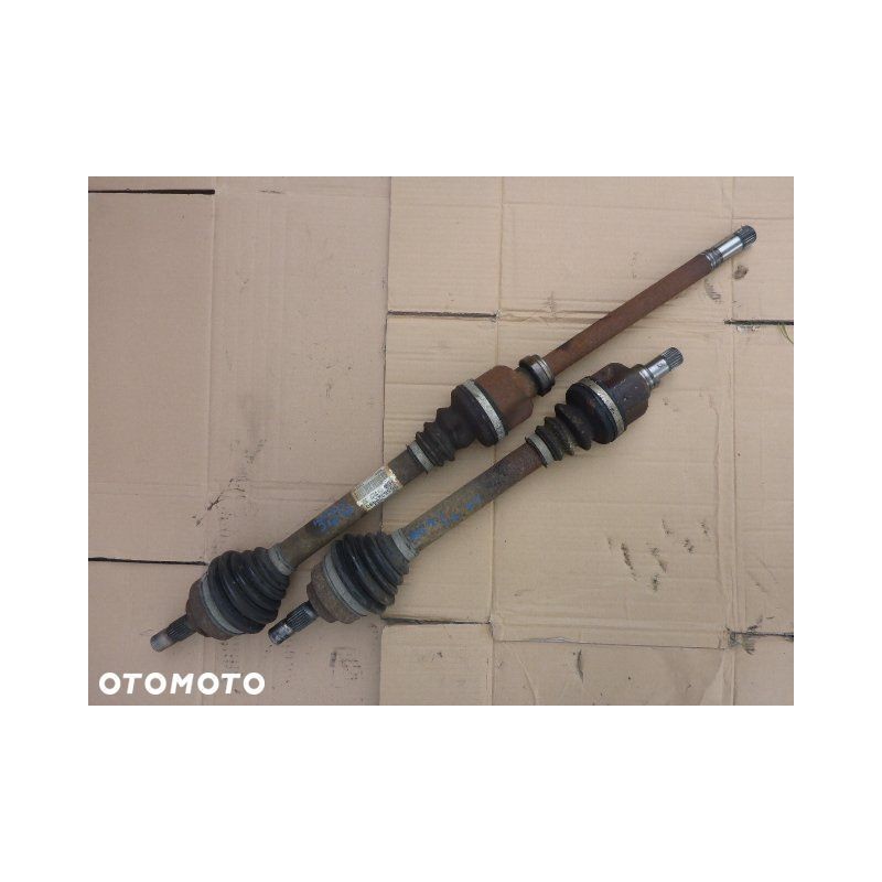 PÓŁOŚ PRAWA DŁUGA C4 GRAND PICASSO 1.6 HDI