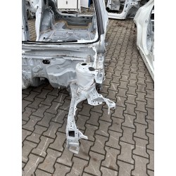 ĆWIARTKA PODŁUŻNICA LEWY PRZÓD TOYOTA YARIS CROSS 21- 089