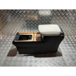 PODŁOKIETNIK TUNEL ŚRODKOWY MAZDA MX-30 20-