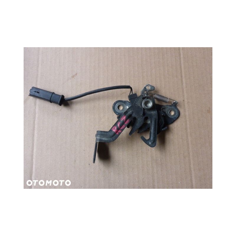 ZAMEK RYGIEL MASKI PEUGEOT RCZ 2010-