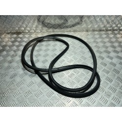 USZCZELKA DRZWI PRAWA PRAWY PRZÓD FORD KUGA III MK3 20- LJ6B-S20530-AA