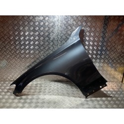 BŁOTNIK LEWY PRZÓD MERCEDES C KLASA W205 LAKIER 755