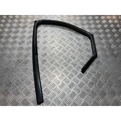 USZCZELKA DRZWI PRAWY TYŁ KIA CEED III KOMBI 18-