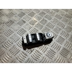 PANEL SZYB LUSTEREK MERCEDES C KLASA W205