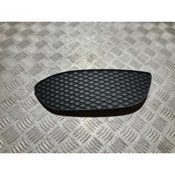 KRATKA ATRAPA ZDERZAKA PRAWA MERCEDES C KLASA W205