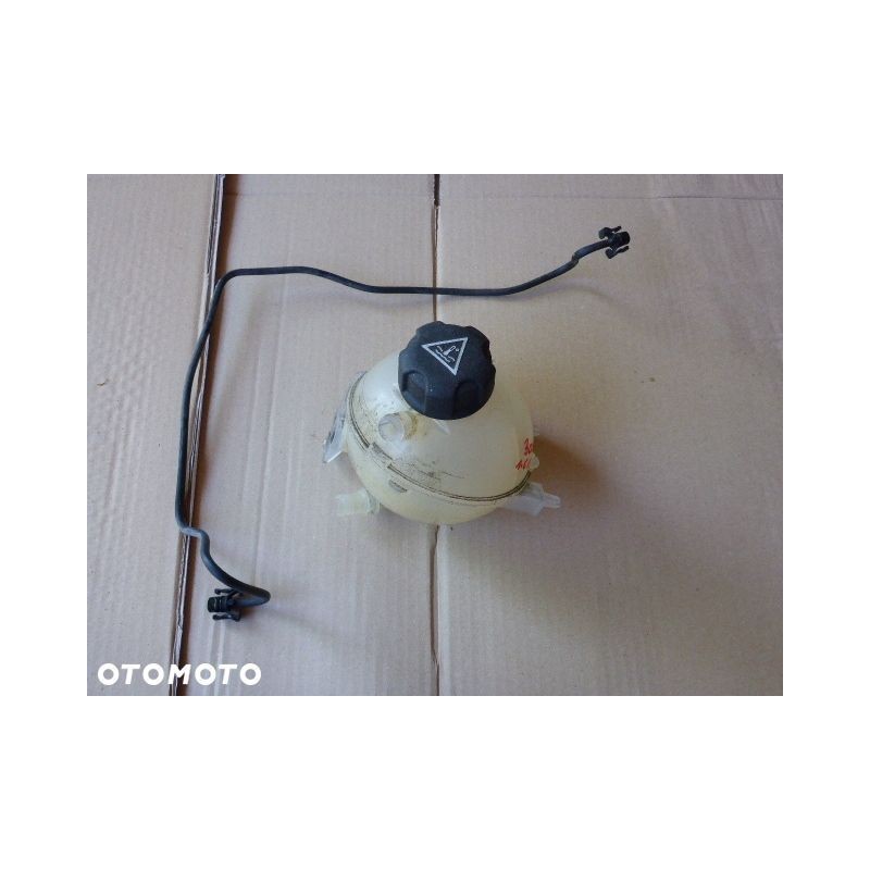 ZBIORNICZEK WYRÓWNAWCZY PEUGEOT 3008 1.6 VTI 2009-