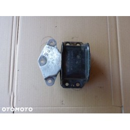 PODUSZKA ŁAPA SILNIKA PEUGEOT 3008 1.6 VTI 2009-