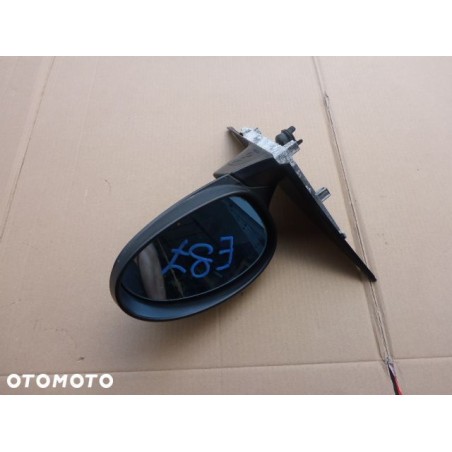 LUSTERKO PRAWE BMW 1 E87