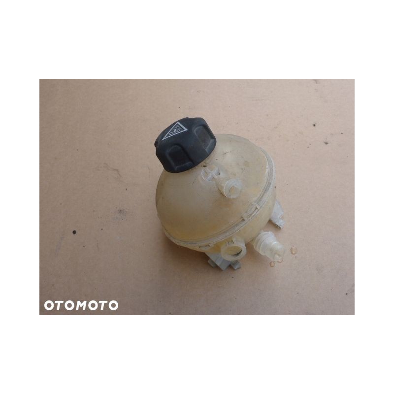 ZBIORNIK WYRÓWNAWCZY PEUGEOT 308 T9 2.0 B-HDI