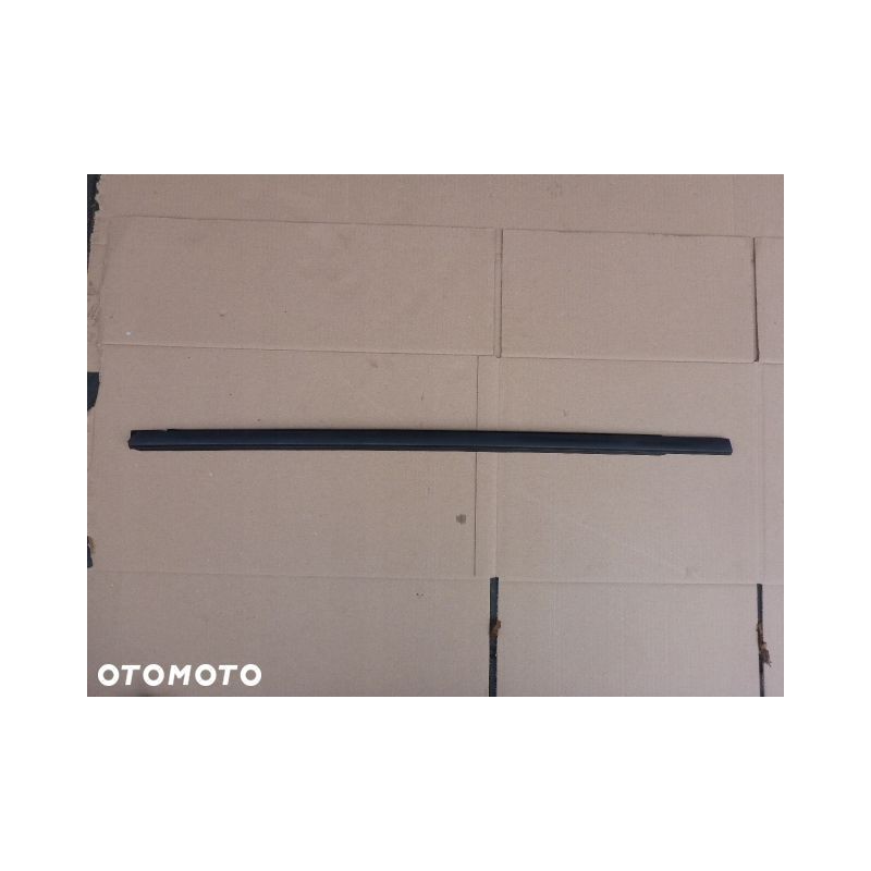 LISTWA DRZWI PRAWY PRZÓD CITROEN C4 PICASSO II 13-