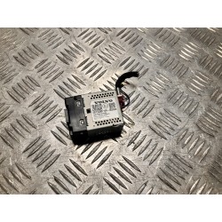 PANEL GNIAZDO PORT USB VOLVO XC40 17-