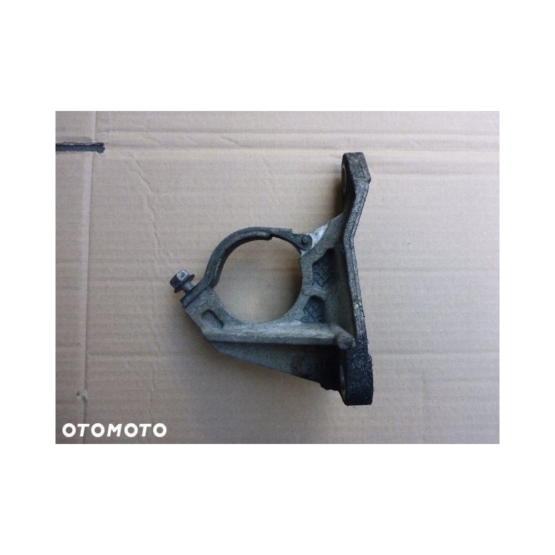 ŁAPA WSPORNIK PÓŁOSI RENAULT MEGANE III 1.5 DCI