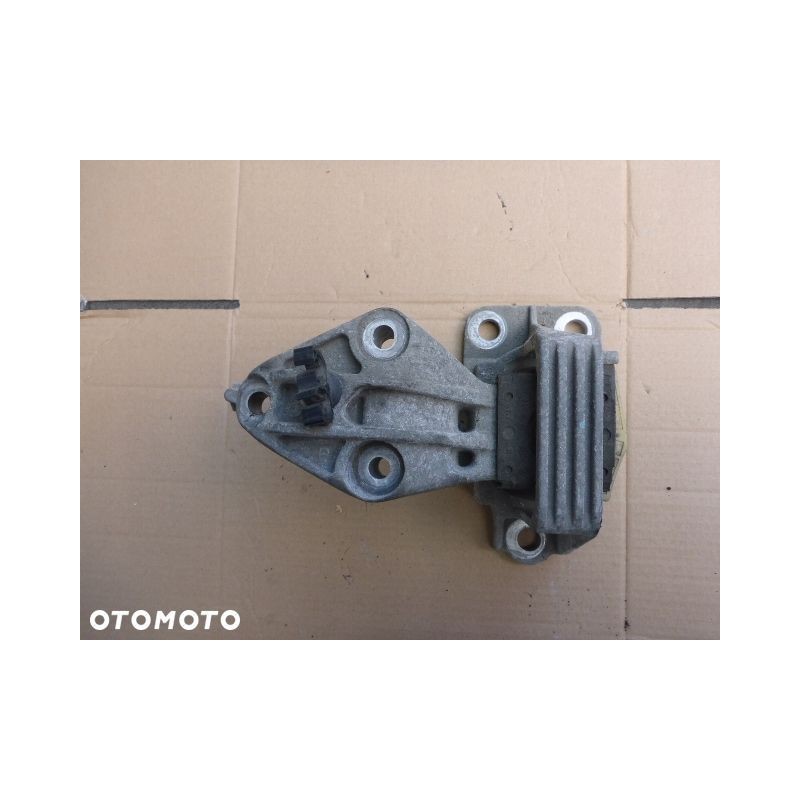 ŁAPA PODUSZKA SILNIKA RENAULT MEGANE III 1.5 DCI