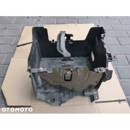 PODSTAWA OBUDOWA AKUMULATORA MEGANE III 1.5 DCI