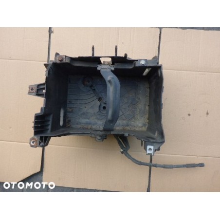 PODSTAWA OBUDOWA AKUMULATORA MEGANE III 1.5 DCI