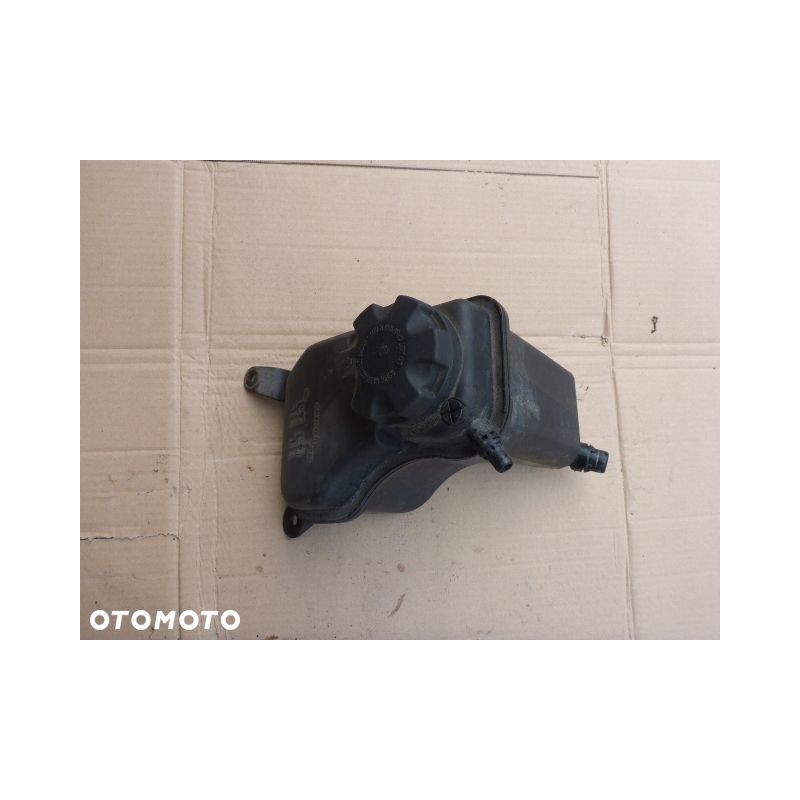 ZBIORNIK ZBIORNICZEK WYRÓWNAWCZY BMW E87 2.0i