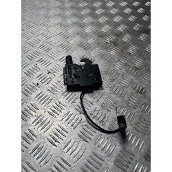 ZAMEK MASKI VW T-ROC 17- 2GA823509