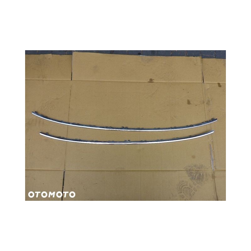 LISTWA ZDERZAKA PRZÓD CHROM PEUGEOT 308