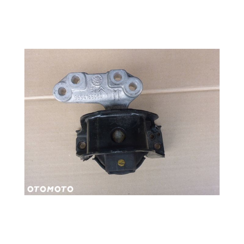 ŁAPA PODUSZKA PODPORA SILNIKA PEUGEOT 208 1.6 VTI