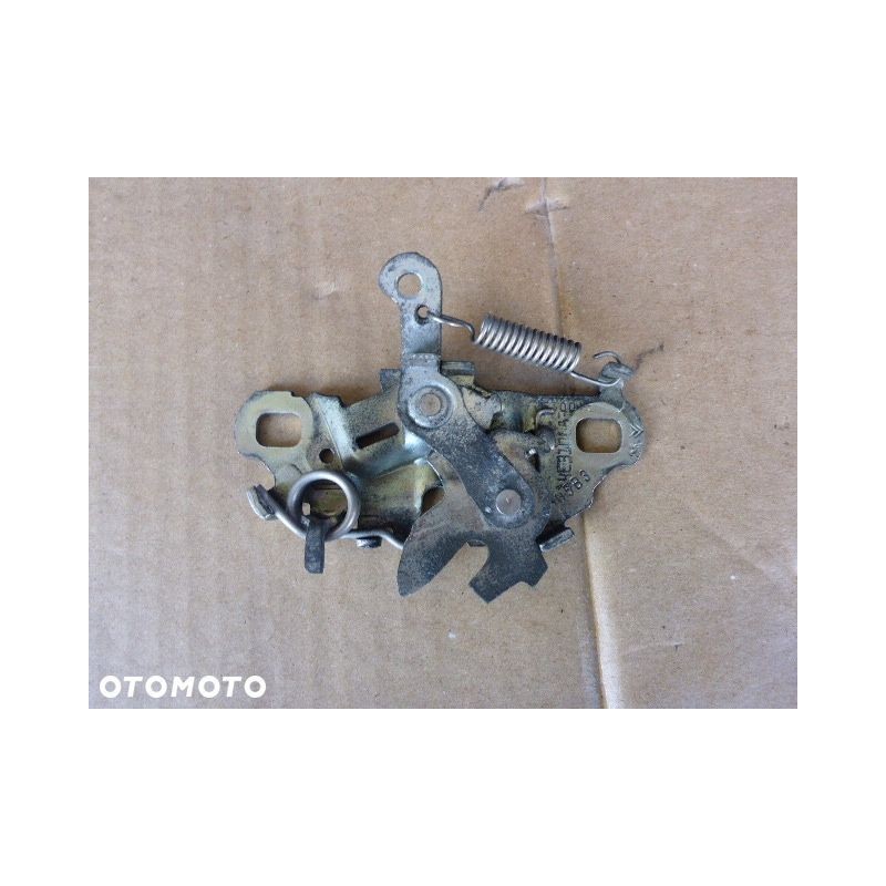 ZAMEK MASKI PRZÓD PRZEDNIEJ PEUGEOT 208