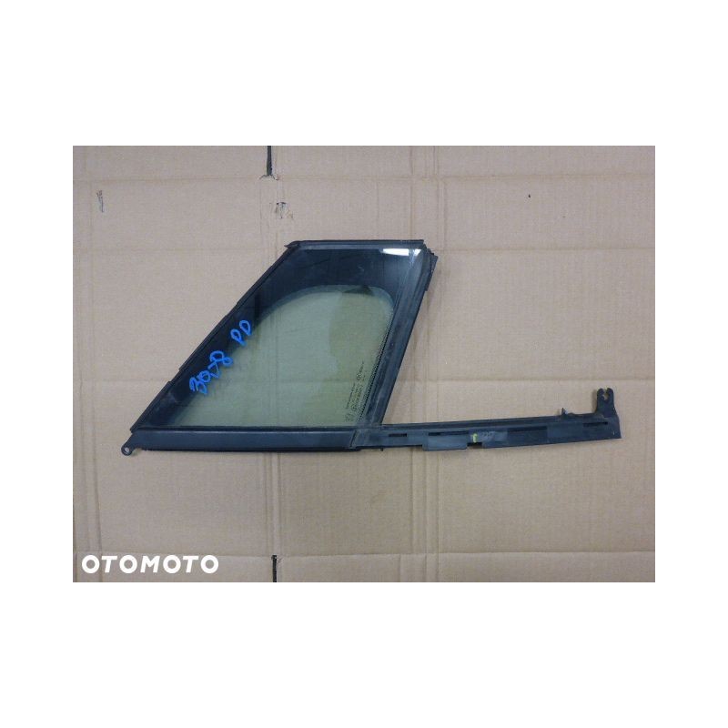 SZYBA DRZWI PRAWY PRZÓD PEUGEOT 3008 09-