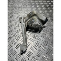 MOCOWANIE BŁOTNIKA PRZÓD PRAWE SEAT ATECA 16-