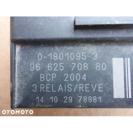 PRZEKAŹNIK ŚWIEC PEUGEOT 308 T9 9662570880