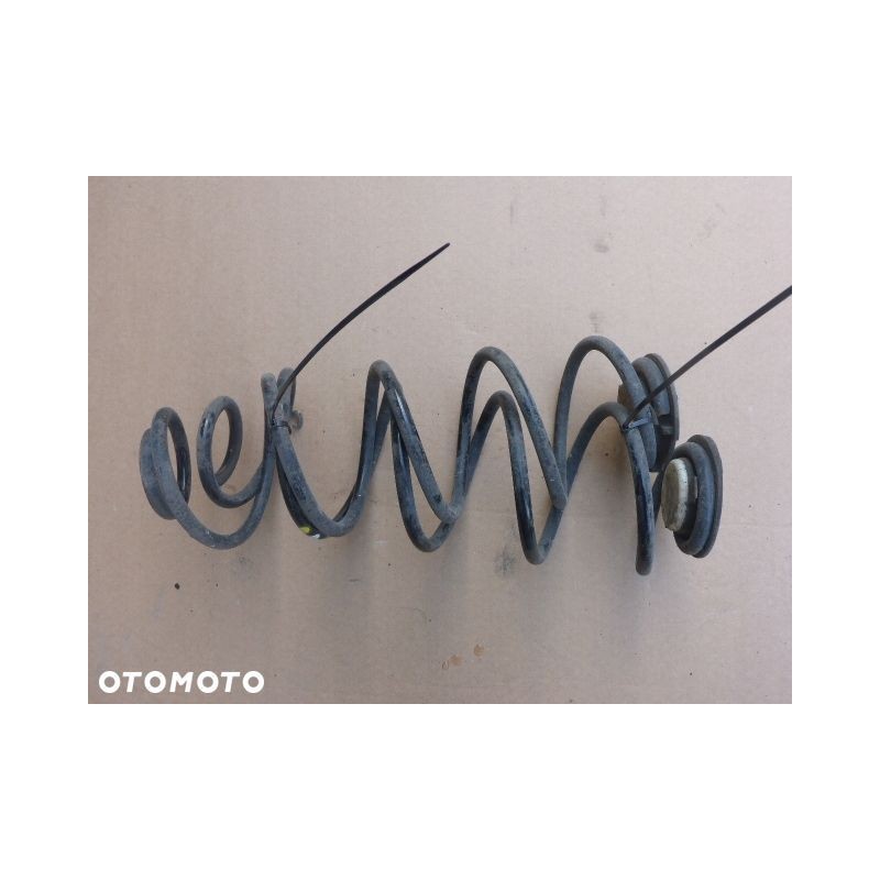 SPRĘŻYNY ZAWIESZENIA TYŁ PEUGEOT 308 T9 14- KOMBI