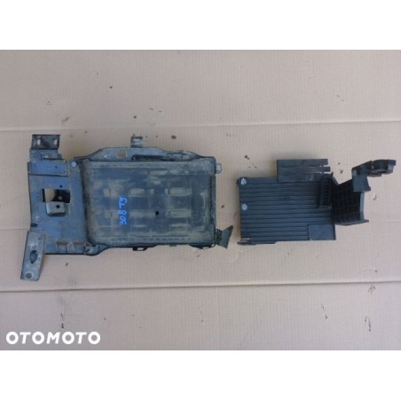 PODSTAWA AKUMULATORA PEUGEOT 308 T9 1.2 THP