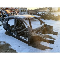 PRÓG CAŁY DŁUGI PRAWY SEAT ATECA 16- LF9R