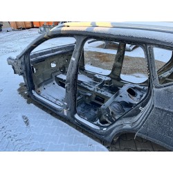 PRÓG CAŁY DŁUGI LEWY SEAT ATECA 16- LF9R