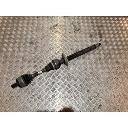 PÓŁOŚ PRAWY PRZÓD MERCEDES GLA X156 13- 2.2 CDI