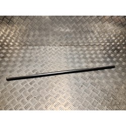 LISTWA ZGARNIAJĄCA DRZWI PRAWY PRZÓD MERCEDES GLA X156 13-