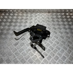 ZAWIAS MASKI PRAWY NABÓJ PIROTECHNICZNY KIA SORENTO II XM LIFT 12-