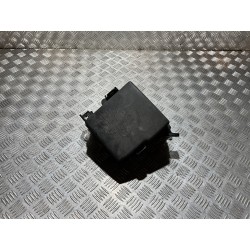 SKRZYNKA BEZPIECZNIKÓW KIA SORENTO II XM LIFT 12-