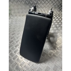 PODŁOKIETNIK SKÓRZANY SKODA SUPERB III 3V 15- 3V0864207