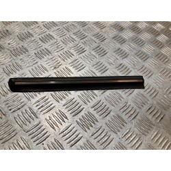 LISTWA SZYBY LEWY TYŁ MERCEDES SLK SLC R172 2015-