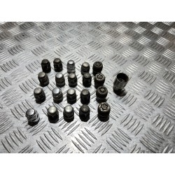 ŚRUBY NAKRĘTKI KÓŁ ZŁODZIEJKI HONDA HR-V II 15-