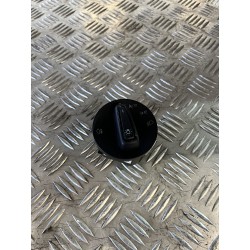 WŁĄCZNIK ŚWIATEŁ SKODA KAMIQ 19- 565941431B