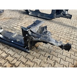 ĆWIARTKA PODŁUŻNICA PRZÓD PRAWA SKODA KAMIQ 19- LF9R