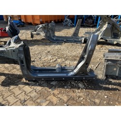 PRÓG LEWY HONDA CIVIC X 17- NH737M