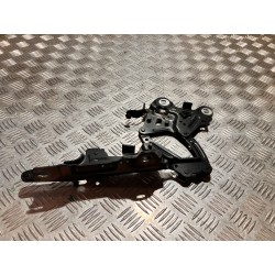 ZAWIAS MASKI LEWY BMW X1 F48 2015-