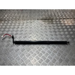 SIŁOWNIK ELEKTRYCZNY KLAPY PRAWY TYŁ MAZDA CX-5 II KF 17-