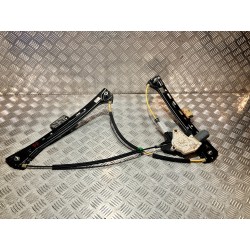 PODNOŚNIK SZYBY DRZWI PRAWYCH MERCEDES W238 16- CABRIOLET