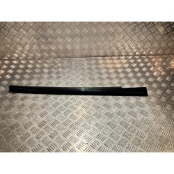 LISTWA SZYBY TYŁ LEWA MERCEDES W238 16- CABRIOLET