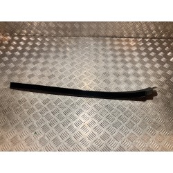 LISTWA SZYBY CZOŁOWEJ PRAWA MERCEDES W238 16- CABRIOLET