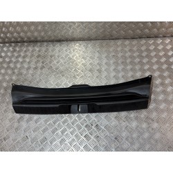 OSŁONA NAKŁADKA PASA TYŁ SUZUKI VITARA II III 15-