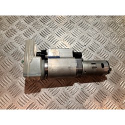POMPA DACHU MERCEDES W238 16- 2.0 D