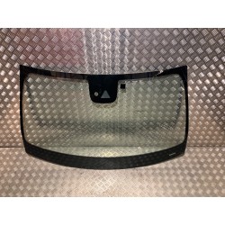 SZYBA CZOŁOWA PRZEDNIA MERCEDES W177 18- ZAMIENNIK