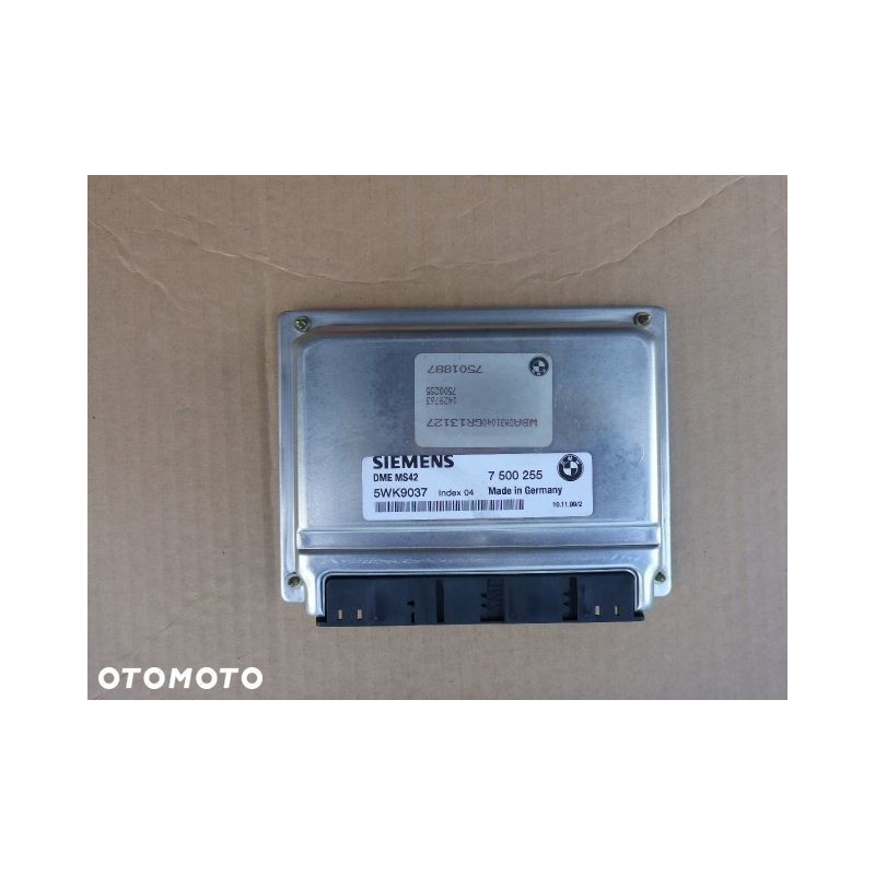KOMPUTER STEROWNIK SILNIKA BMW E39 523 5WK9037